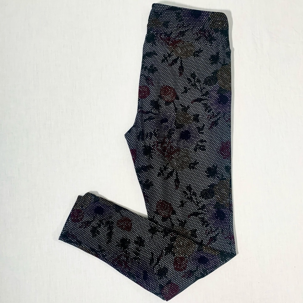 Lularoe buttery soft leggings